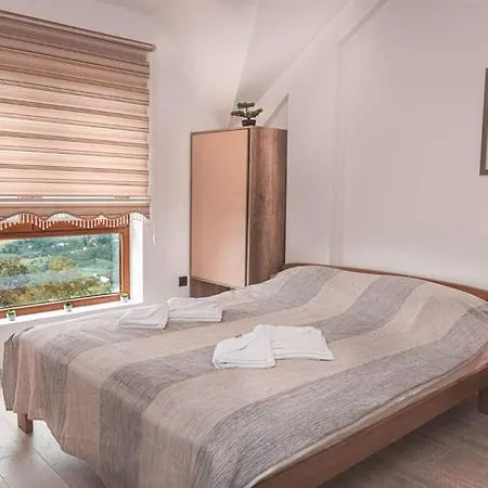 Cicmilovic P63, Milmari Resort,