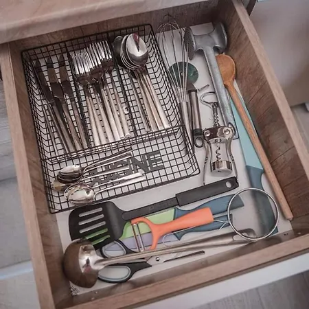 Cicmilovic P63, Milmari Resort, アパート